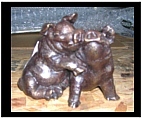 Bronze Kissing Pig Sculpture