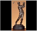 Setting an Aim Golfer Statue