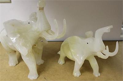 Onyx Elephants Pair