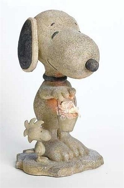 Snoopy Solar Statue