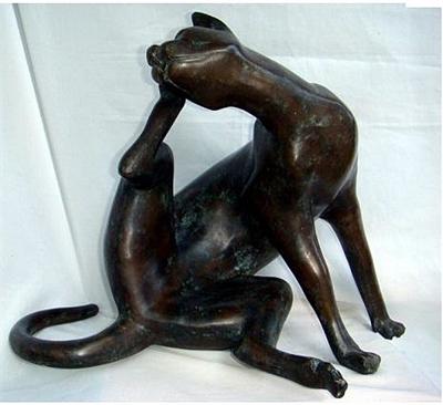 Scratchy Cat Sculpture - Bronze