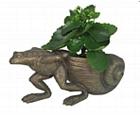 Pulling Frog Planter